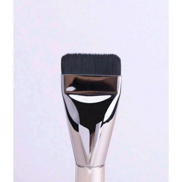 💕5/$18 1pc Lightweight Ultra-Thin Foundation Brush Flat Contour Brush - Picture 3 of 6